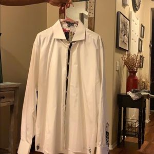 Men’s casual shirt